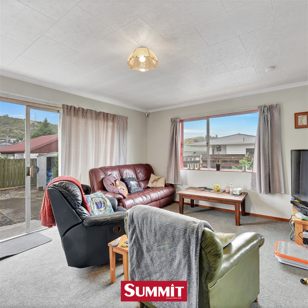 2A/8 Palm Avenue, Stoke, NELSON - Carousel 2