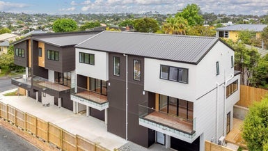 11C Catalina Crescent, Forrest Hill, Auckland - Carousel 1