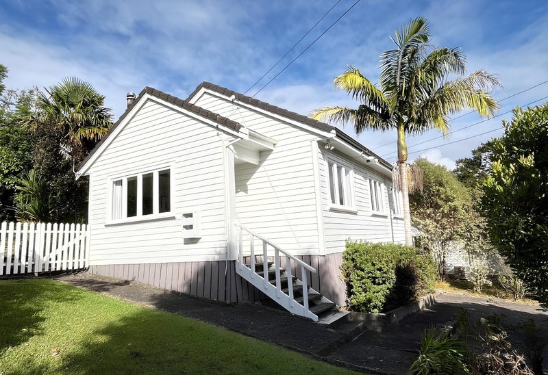 25 Russell Road, Kensington, Whangarei - Carousel 1