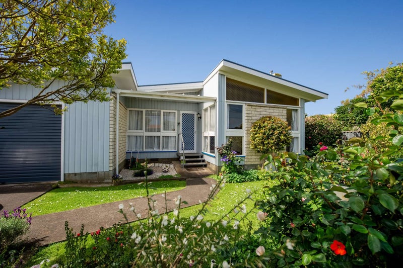 90 Surrey Road, Springvale, Whanganui - Carousel 2