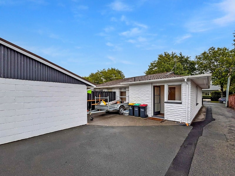 2/16 Oxley Avenue, St Albans, Christchurch - Carousel 15