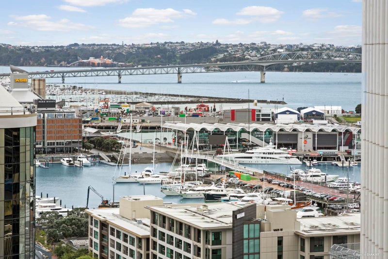 1701/8 Albert Street, Auckland Central, Auckland - Carousel 2