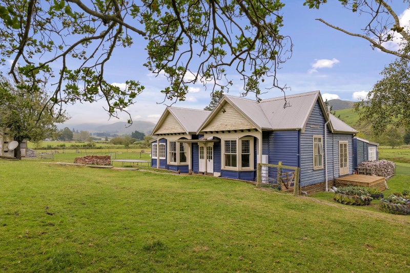 214 Waianiwaniwa Road, Darfield - Carousel 2