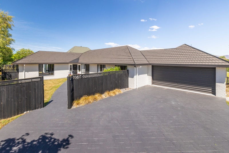 146 Burwood Road, Burwood, Christchurch - Carousel 1