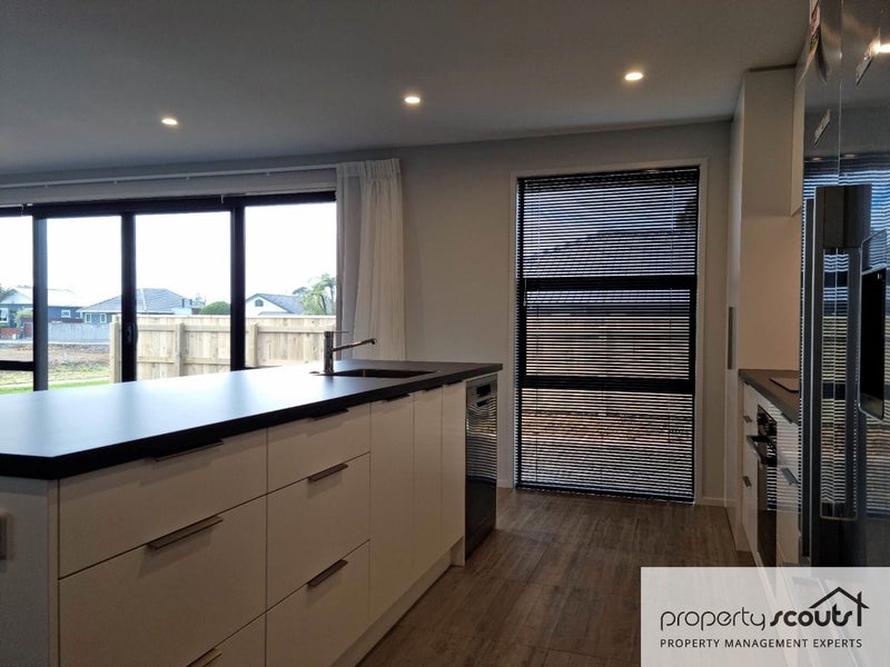 3 Vogue Circle, Vogeltown, New Plymouth - Carousel 2