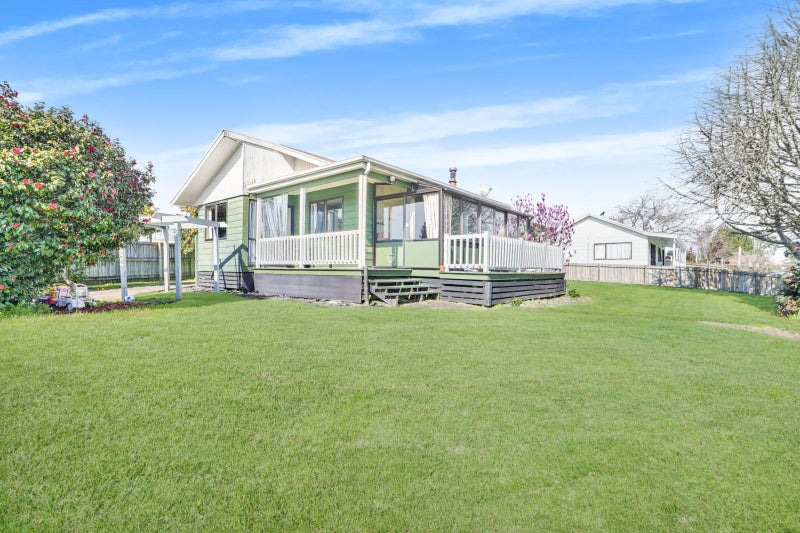 13 Karen Crescent, Dinsdale, Hamilton - Carousel 2