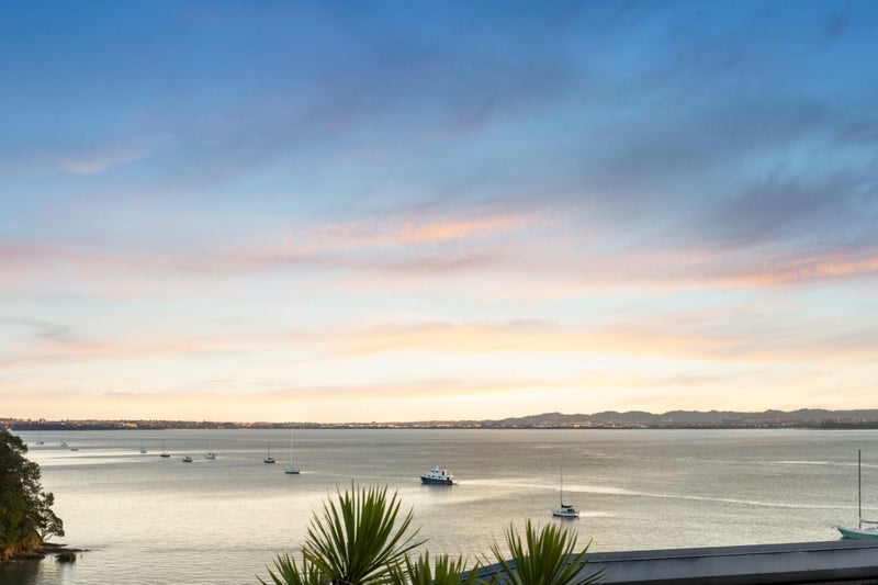 42 Neptune Avenue, Beach Haven, Auckland - Carousel 18