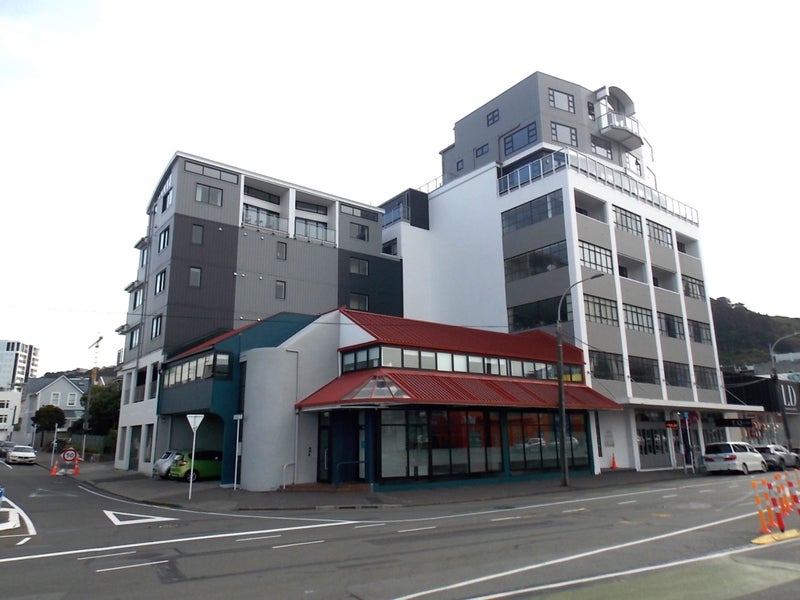 23/125 Thorndon Quay, Pipitea, Wellington - Carousel 1