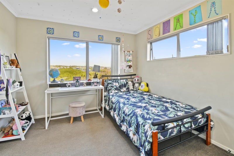 38 Fairchild Avenue, Goodwood Heights, Auckland - Carousel 17