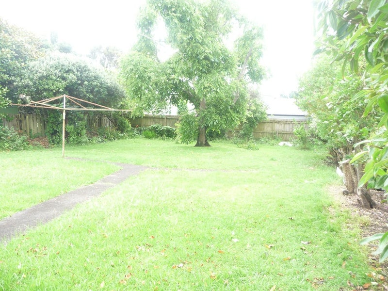 20 Truro Road, Sandringham, Auckland - Carousel 12