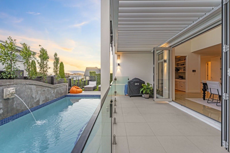 18 Holgate Road, Kohimarama, Auckland - Carousel 1