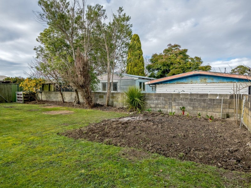 28 Slacks Road, Awapuni, Palmerston North - Carousel 19