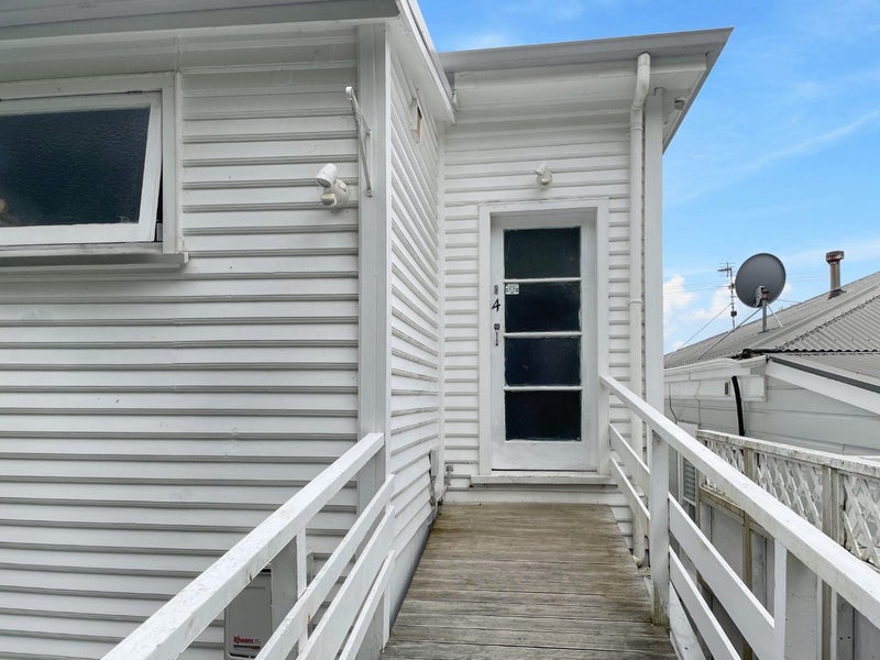 2 Telford Terrace, Oriental Bay, Wellington - Carousel 12