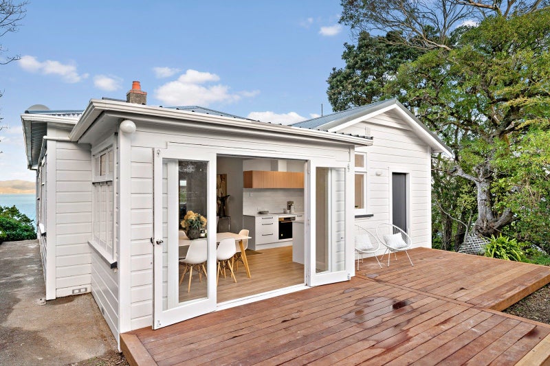 7 Homebush Road, Khandallah, Wellington - Carousel 2