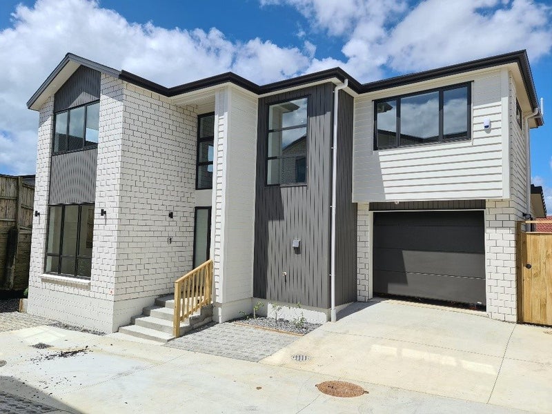 12B Borrowdace Avenue, Botany Downs, Auckland - Carousel 1