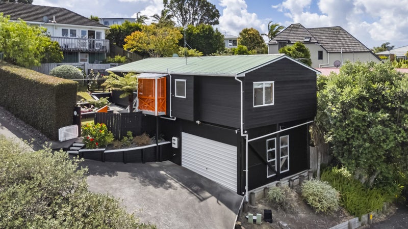 2/17 Waipa Street, Birkenhead, Auckland - Carousel 1
