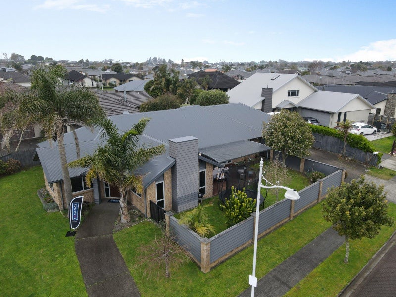 1 Whistler Close, Rototuna North, Hamilton - Carousel 1