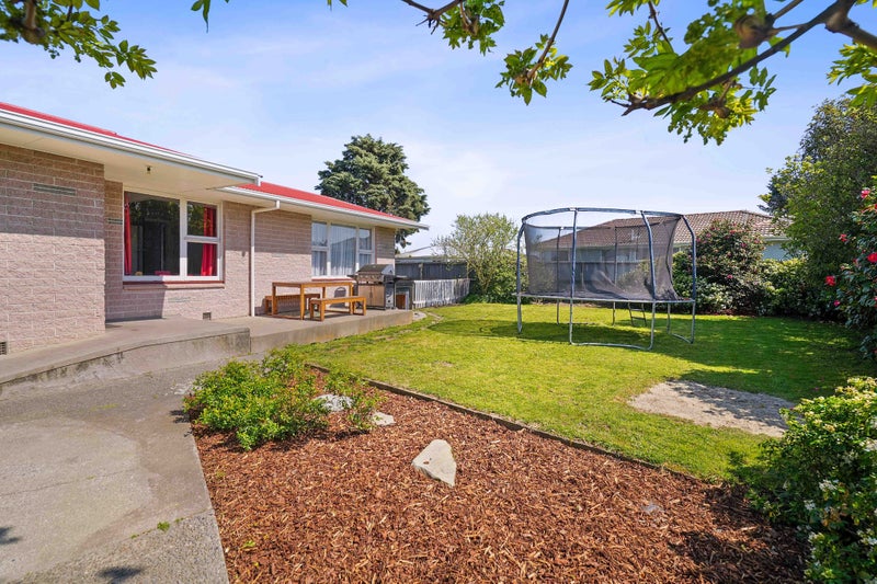 8 Whelan Place, Hei Hei, Christchurch - Carousel 2