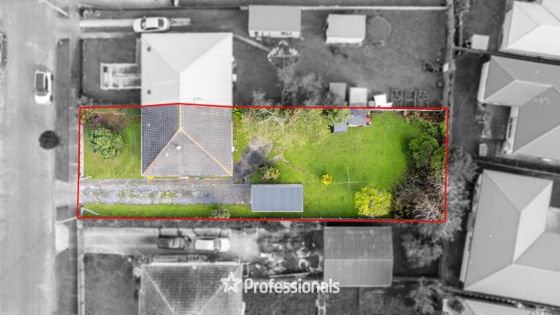 17 Peck Street, Taita, Lower Hutt - Carousel 17