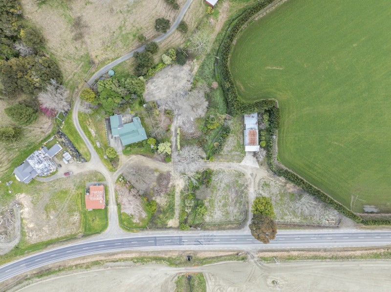 627 Taupo Road, ESKDALE, NAPIER - Carousel 22