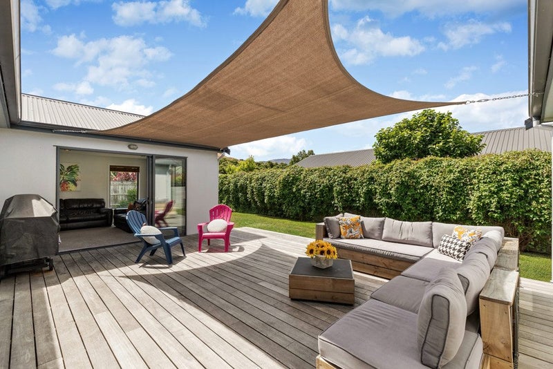 15 Mavora Road, Lake Hayes, Queenstown - Carousel 2