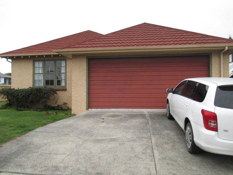 68 Limbrick Street, Terrace End, Palmerston North - Carousel 1