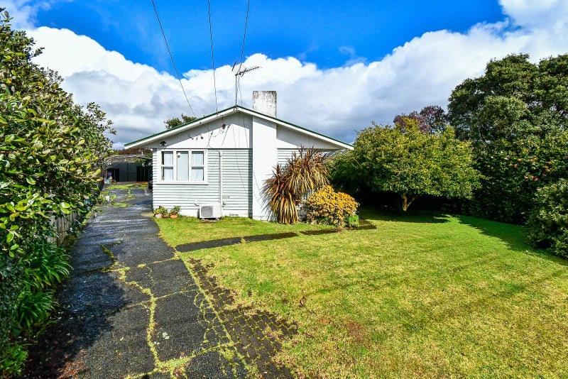 51 Myers Road, Manurewa East, Auckland - Carousel 12