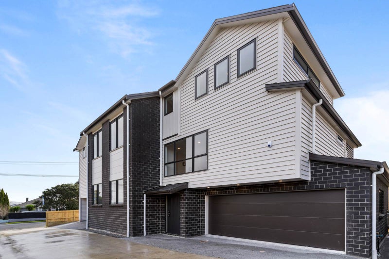 292B Blockhouse Bay Road, Avondale, Auckland - Carousel 1