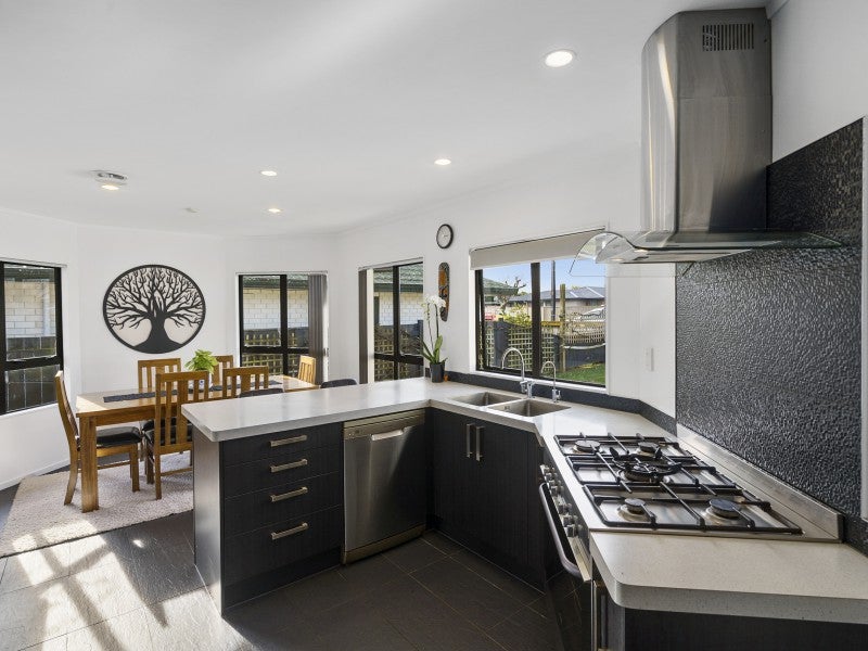 152 Maxwells Line, Awapuni, Palmerston North - Carousel 2