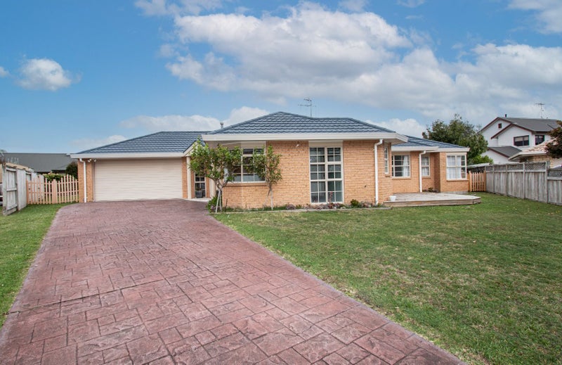 7 Kenneth Place, Rototuna, Hamilton - Carousel 1