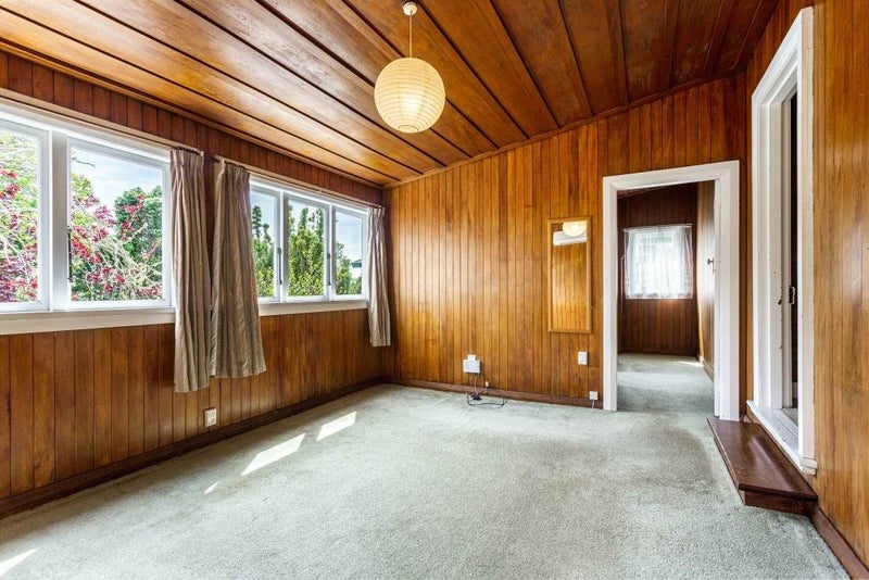 21 Onewa Road, Northcote, Auckland - Carousel 2