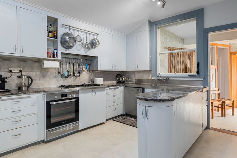 3 Scarborough Road, Scarborough, Christchurch - Carousel 2