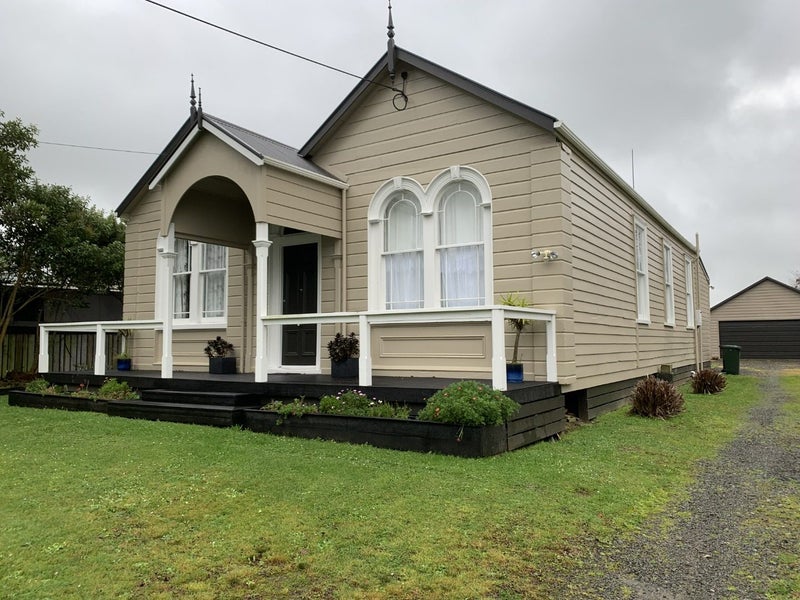 19 Oxford Street, Marton, Marton - Carousel 18