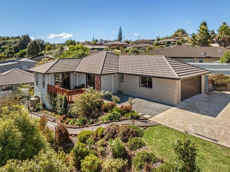 33 Briden Drive, Tikipunga, Whangarei - Carousel 1