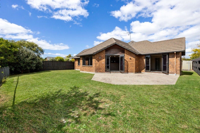 6 Westbury Mews, Huntington, Hamilton - Carousel 2