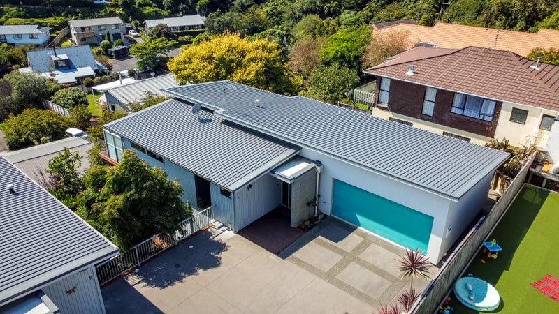 18A Dorset Avenue, Westown, New Plymouth - Carousel 1