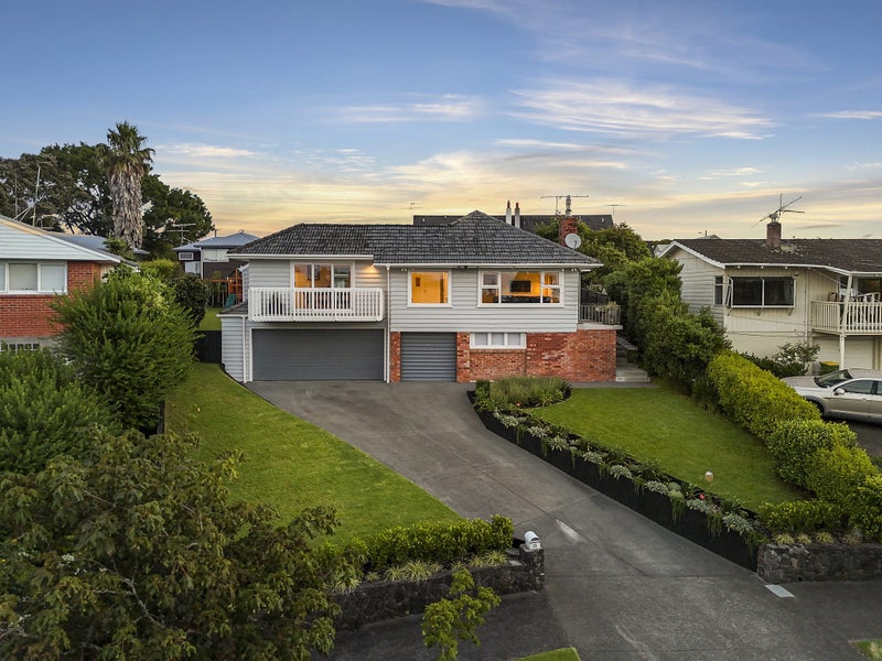 15 Fancourt Street, Meadowbank, Auckland - Carousel 1