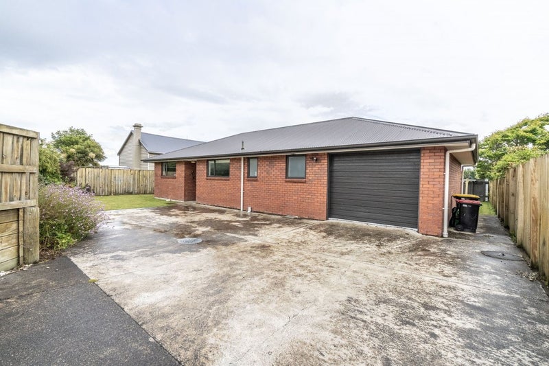 162 Balmoral Drive, Appleby, Invercargill - Carousel 1
