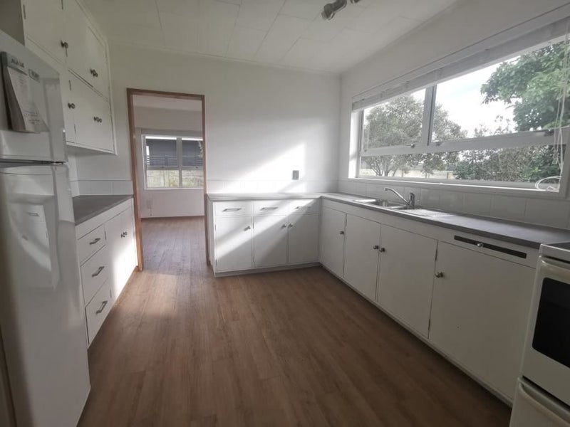 141 Ferguson Street North, Bay View, Napier - Carousel 2