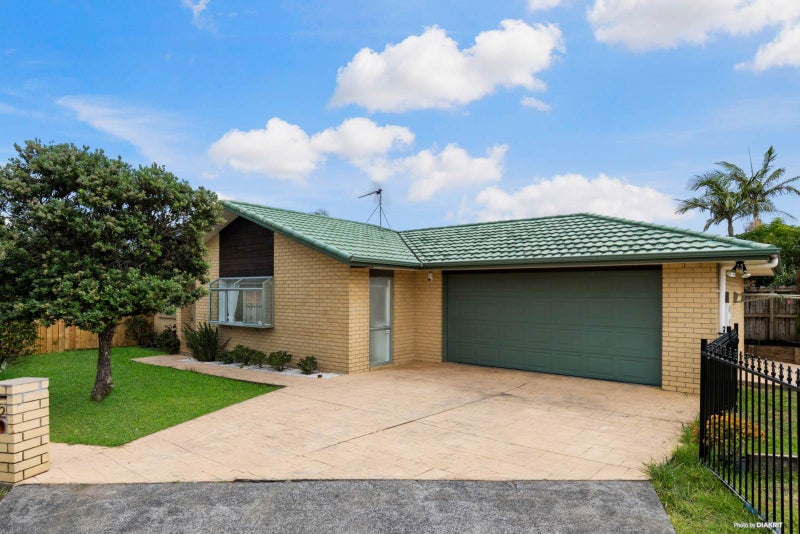 12 Courtvale Place, Flat Bush, Auckland - Carousel 2