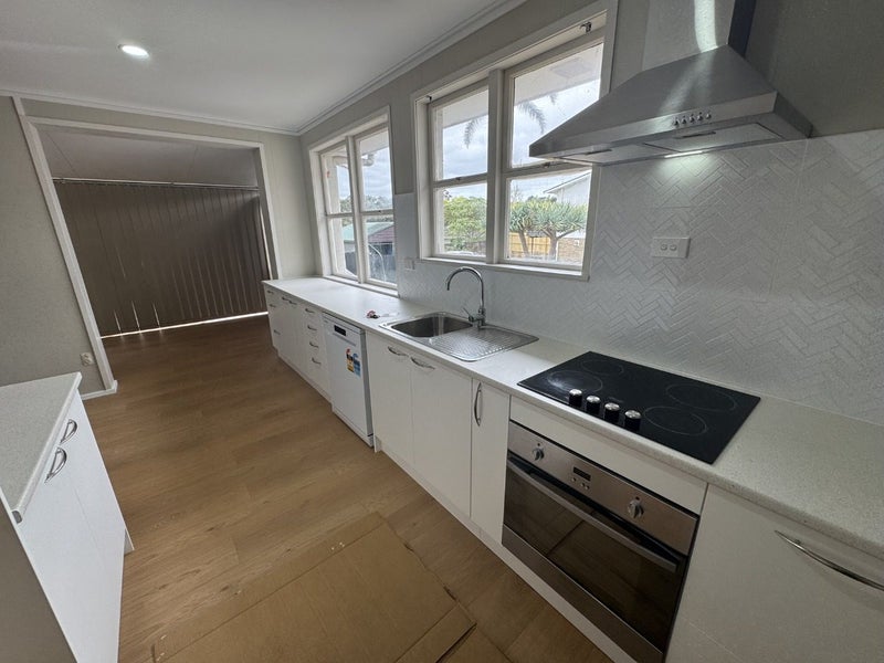 26 Mack Place, Red Hill, Papakura - Carousel 2