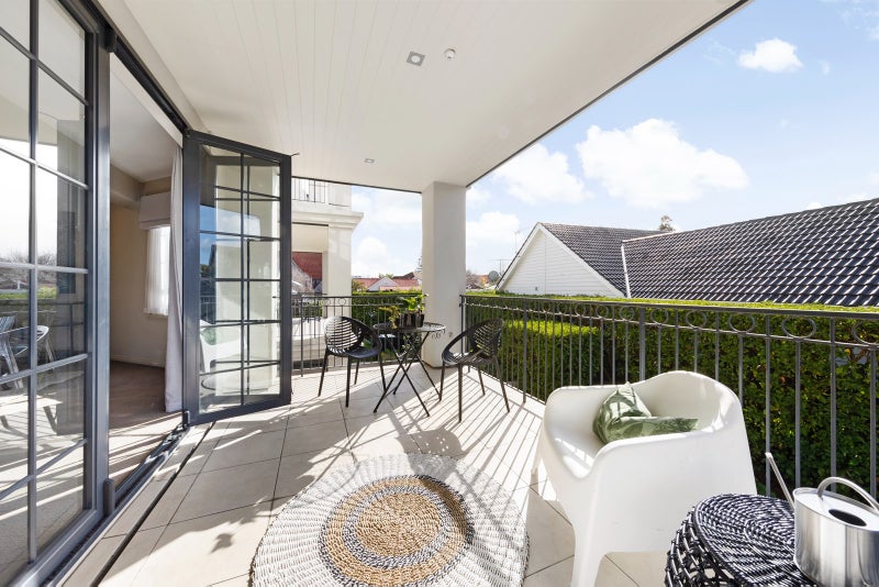 1C/2 Bassett Road, Remuera, Auckland - Carousel 1