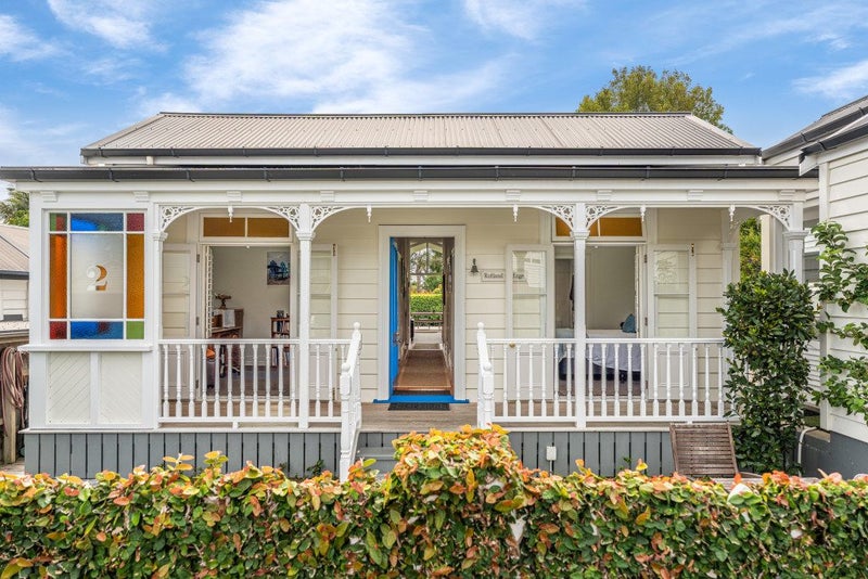 2 Rutland Road, Stanley Point, Auckland - Carousel 2