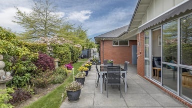 1 Waterford Avenue, Northwood, Christchurch - Carousel 1