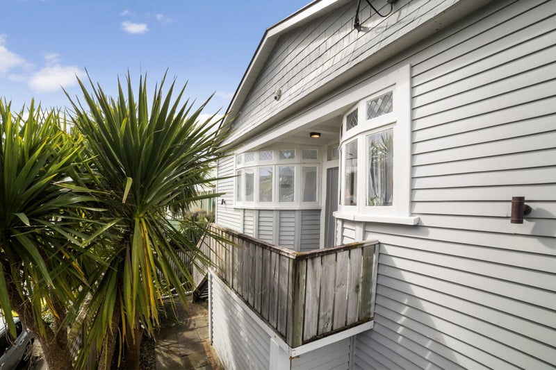 19 Princess Terrace, Newtown, Wellington - Carousel 2