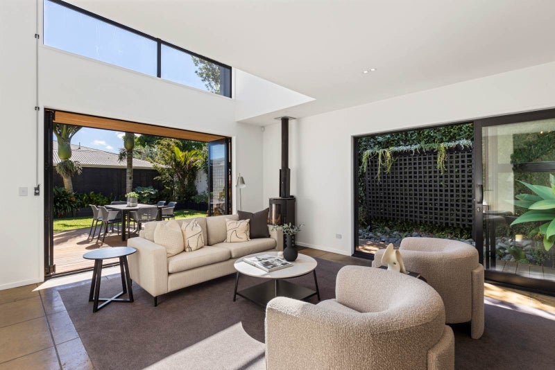 35A Amaru Road, One Tree Hill, Auckland - Carousel 2