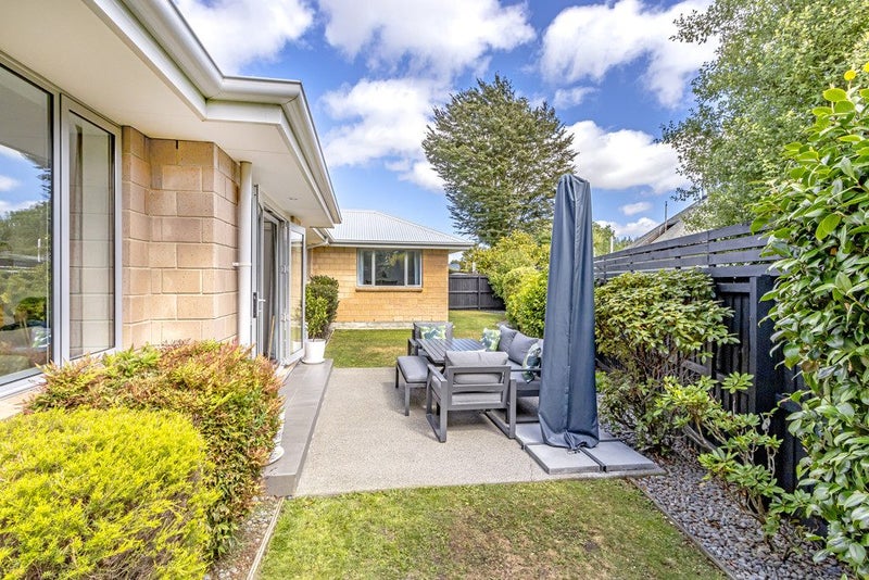 10H Sefton Street, Belfast, Christchurch - Carousel 14