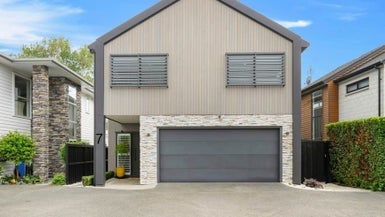 7 Tomonga Way, Bucklands Beach, Auckland - Carousel 1