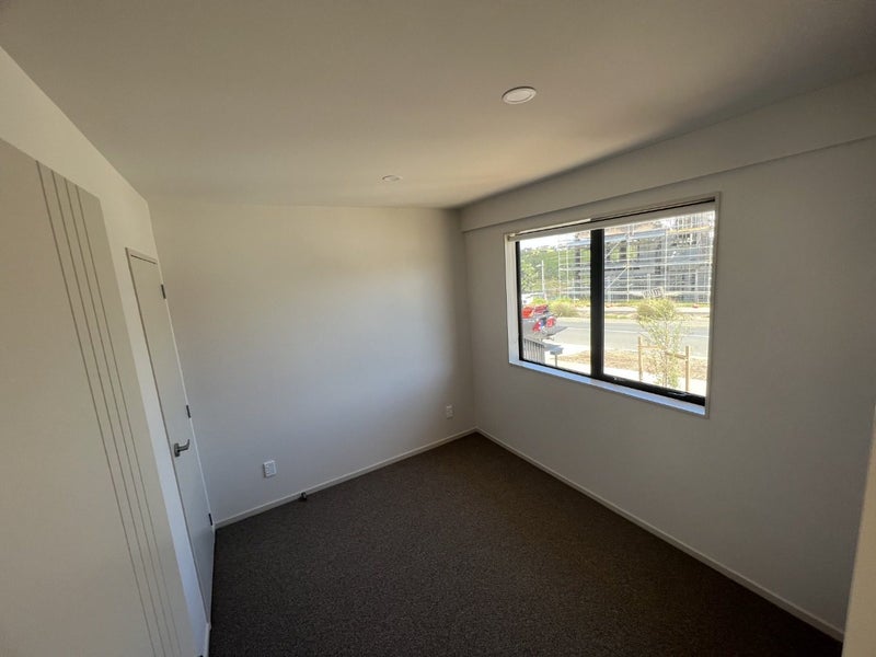 3 Longshore Drive, Long Bay, Auckland - Carousel 2