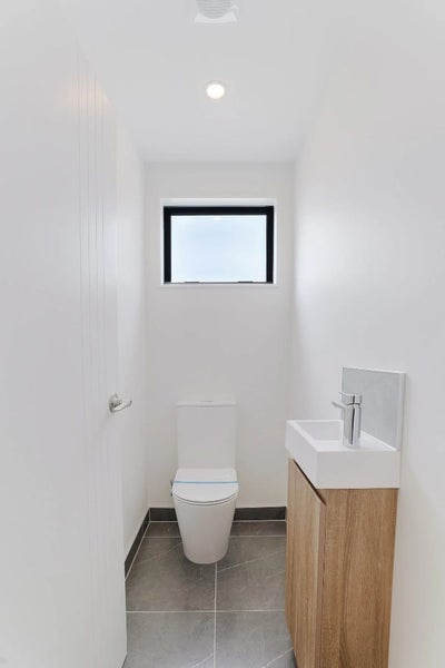 1/31 Normandy Place, Henderson, Auckland - Carousel 13
